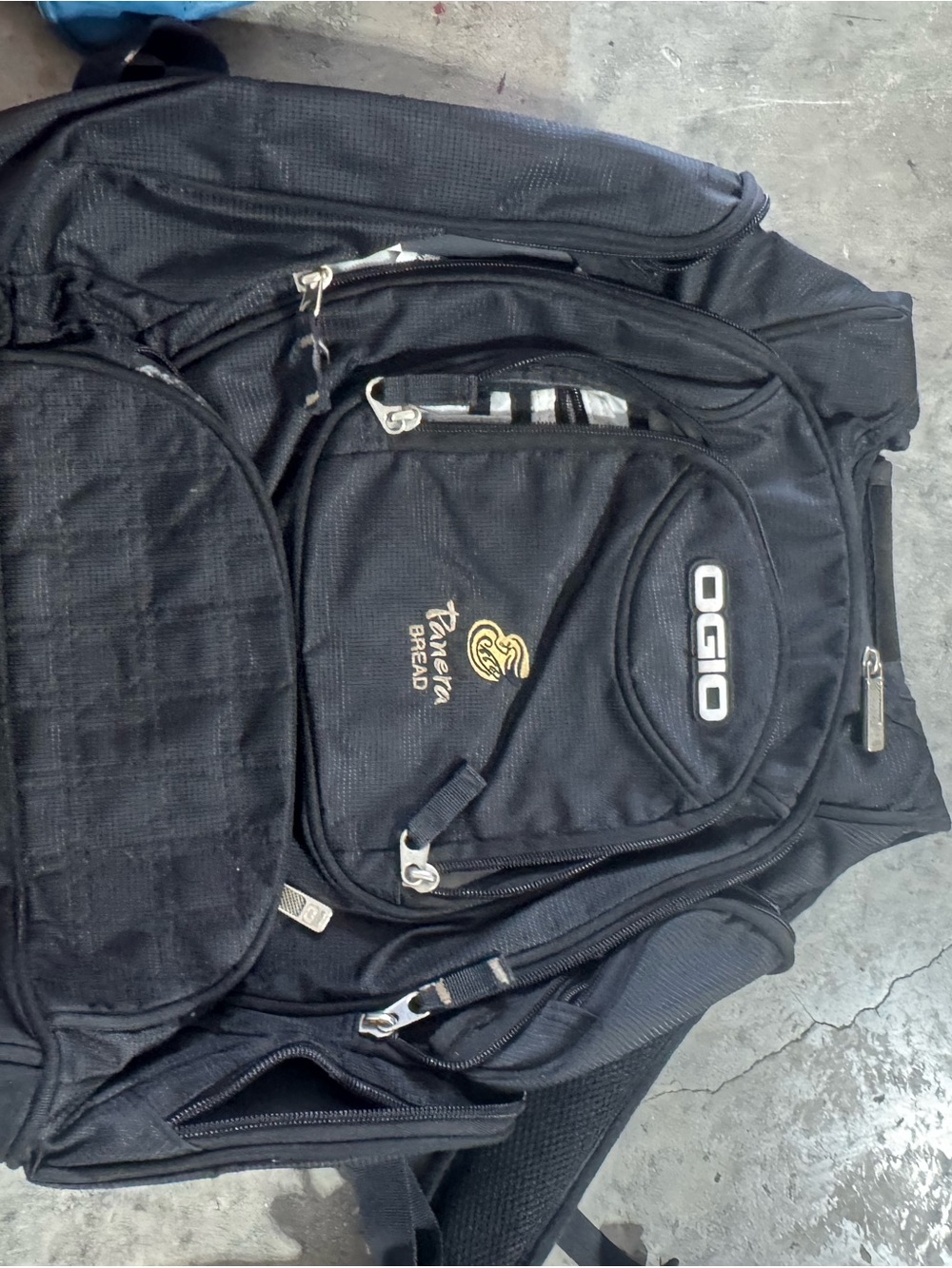 OGIO Black Men’s Daypack with Multiple Compartments